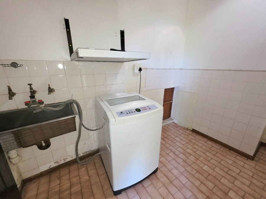 11 Bedroom Property for Sale in Universitas Free State